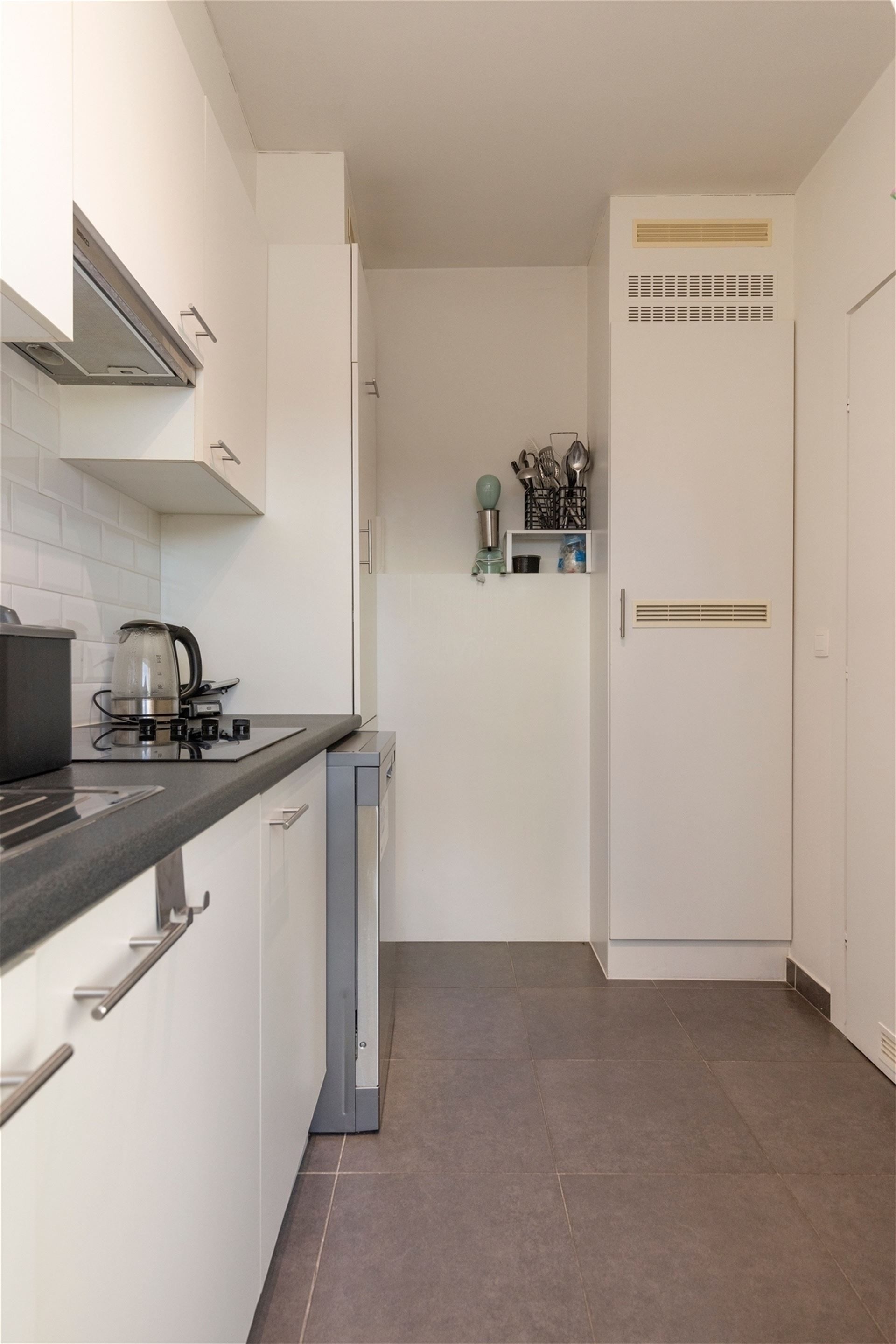 Instapklaar hoekapp met zuid terras en garagebox - foto 4