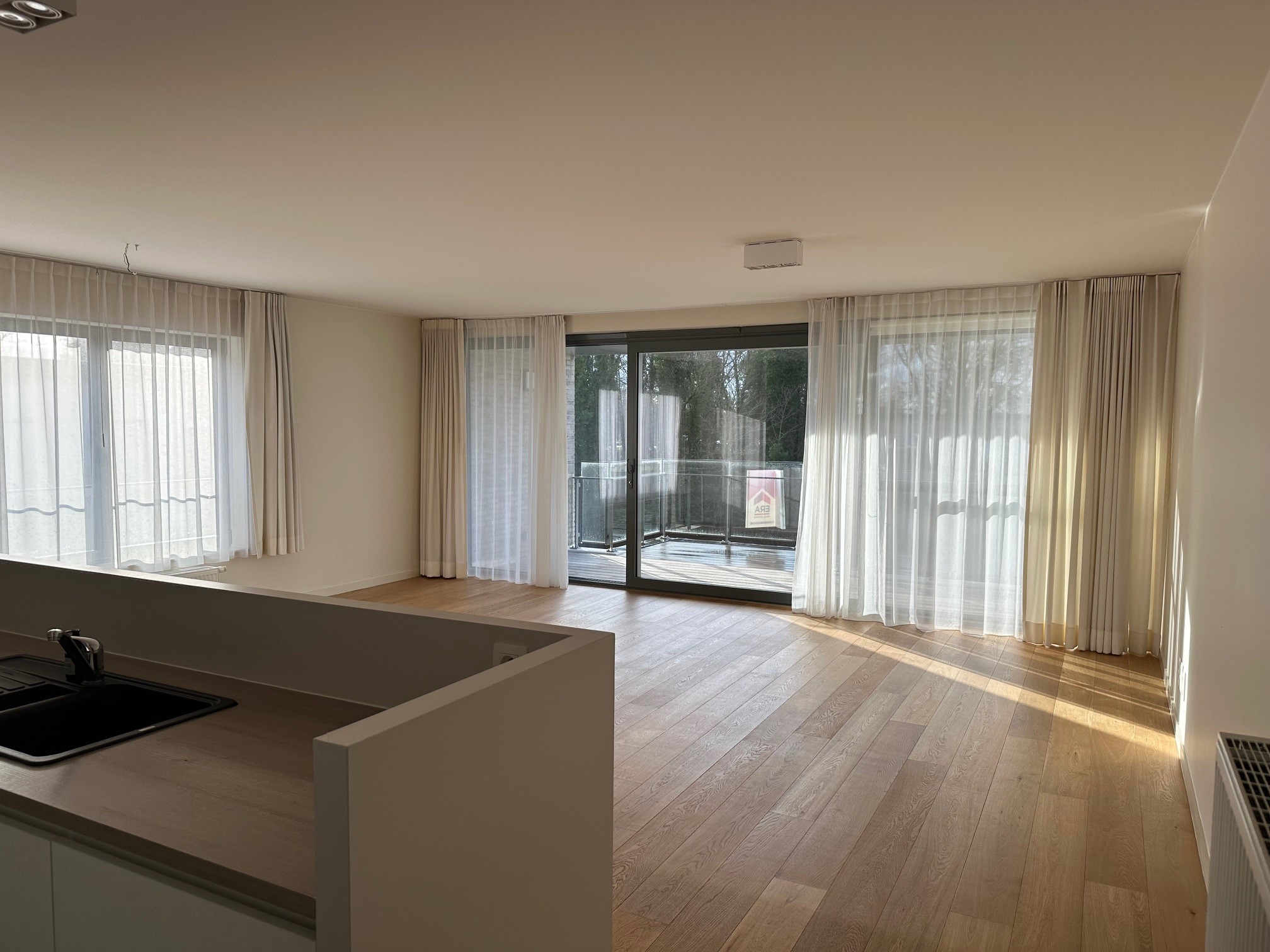 Modern appartement in het centrum van Veurne - foto 4