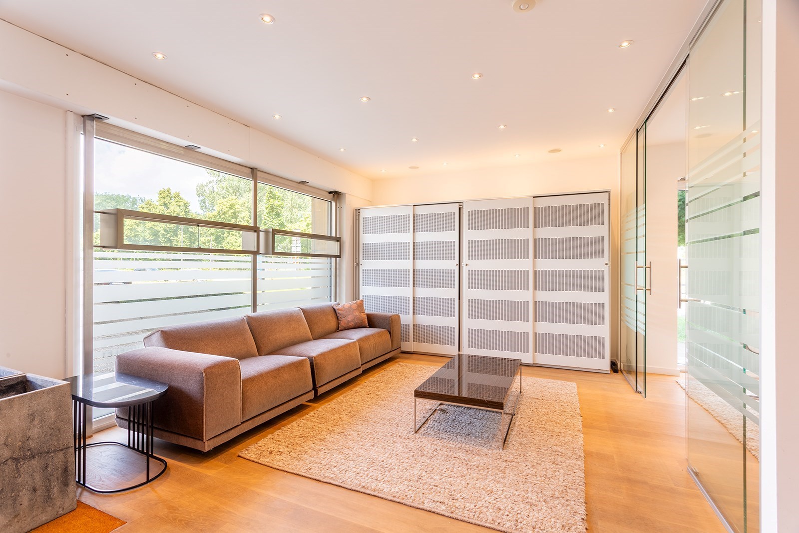 Zeer goed gelegen handelsgelijkvloers - foto 5