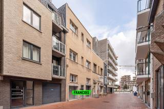 Centraal gelegen garagebox op het gelijkvloers in de Vramboutstraat, op wandelafstand van het hart van de stad. Dankzij de uitstekende ligging...