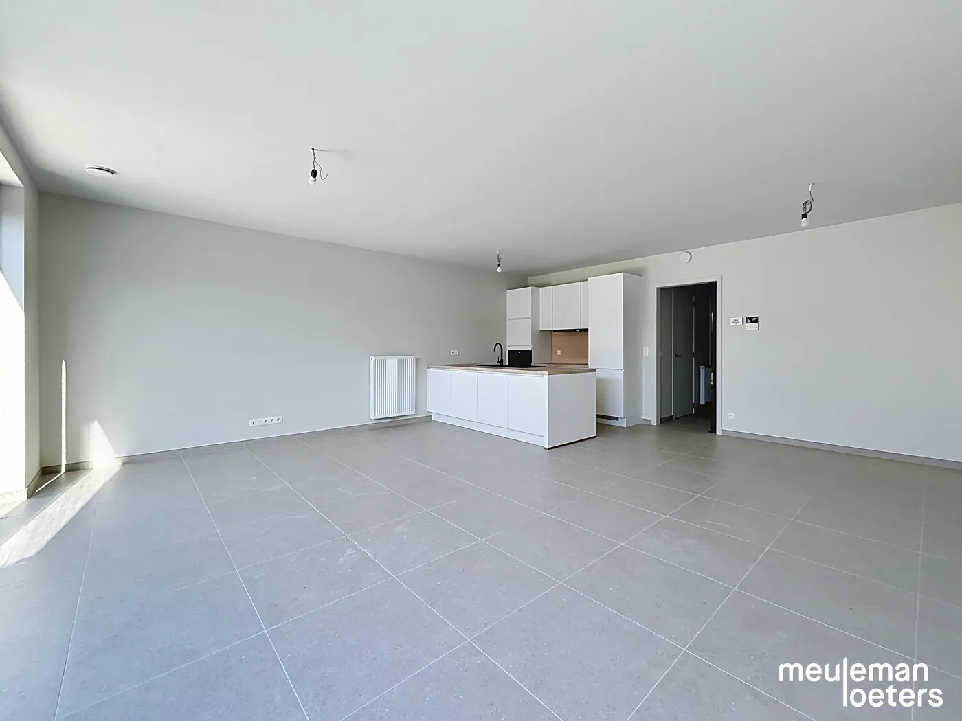 Lichtrijk nieuwbouwappartement met één slaapkamer en garage - foto 5
