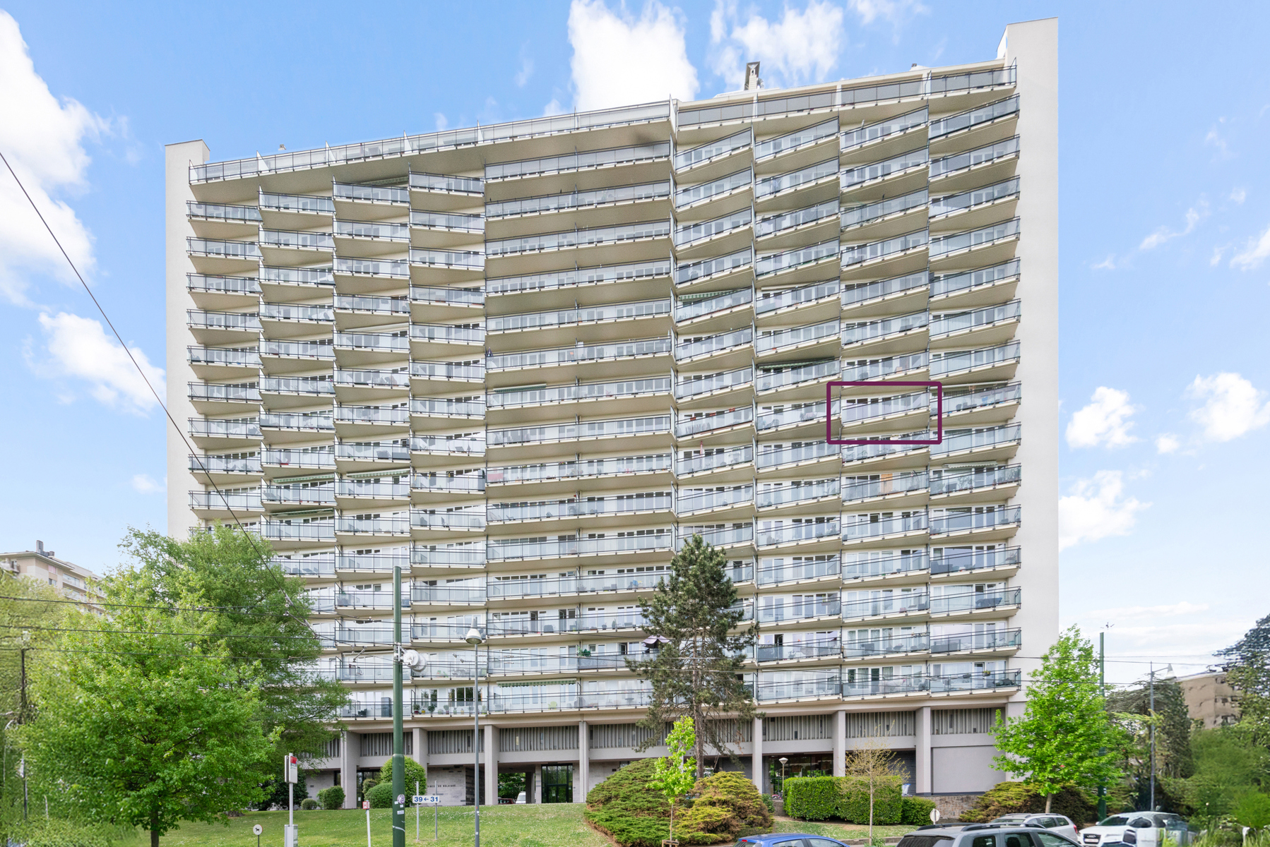 Lichtrijk appartement met twee slaapkamers te Anderlecht. - foto 1