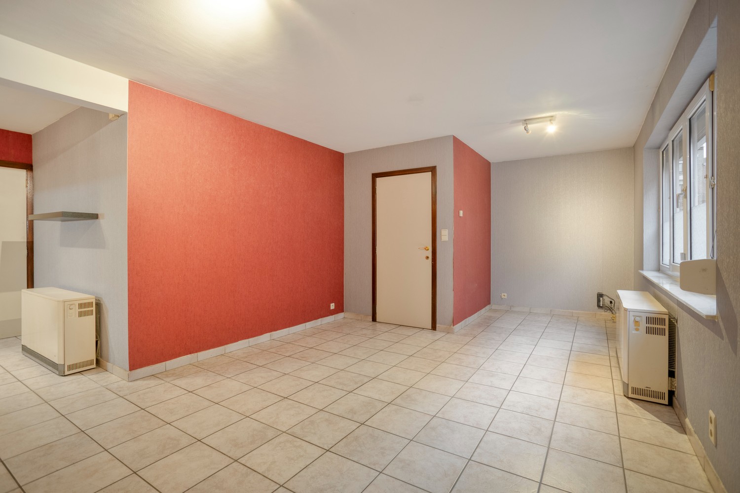 Gelijkvloers appartement met koer in het centrum van Tongeren TE KOOP - foto 4