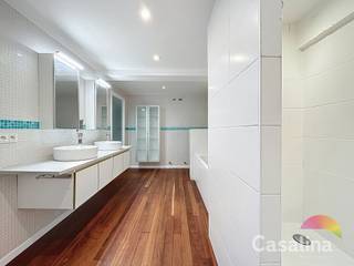 Casalina Real Estate biedt u exclusief te huur – Prachtige loft van 281 m² bewoonbare oppervlakte (EPC C – 121 kWh/m².jr) gelegen in het hart van...