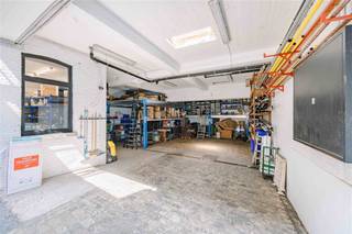 RONSE - Vous êtes à la recherche d'une propriété commerciale polyvalente avec des combles aménageables ?Alors cette propriété pourrait être pour vous...