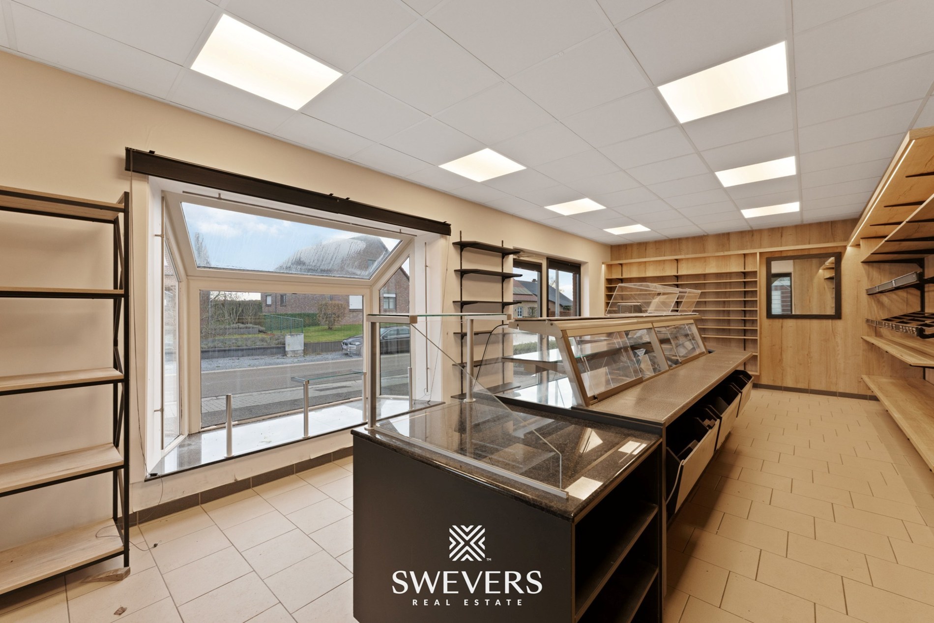 Woning met vergund magazijn van meer dan 300 m² te Nieuwerkerken - foto 5