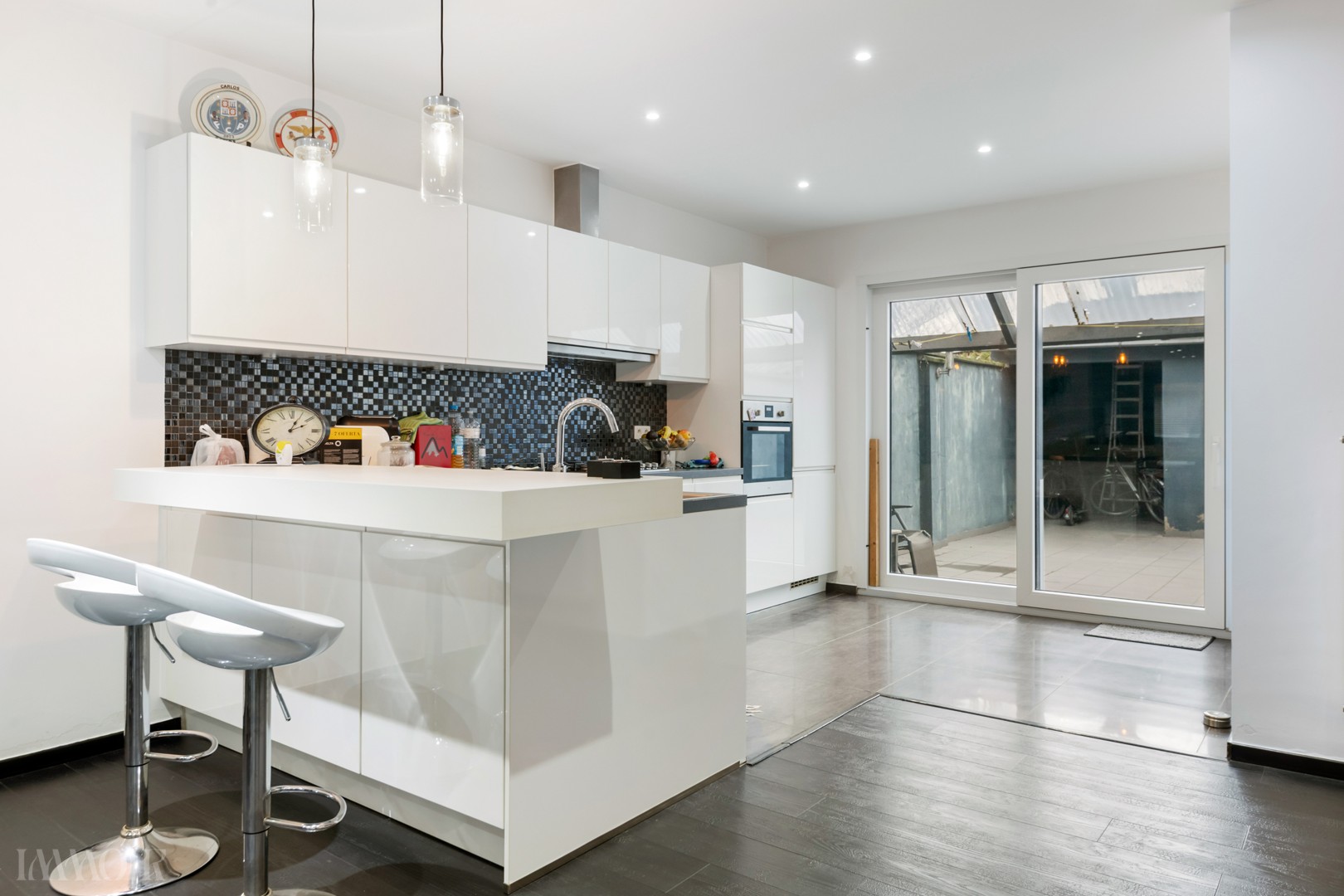 Instapklare en gerenoveerde woning in hartje Merksem. - foto 4