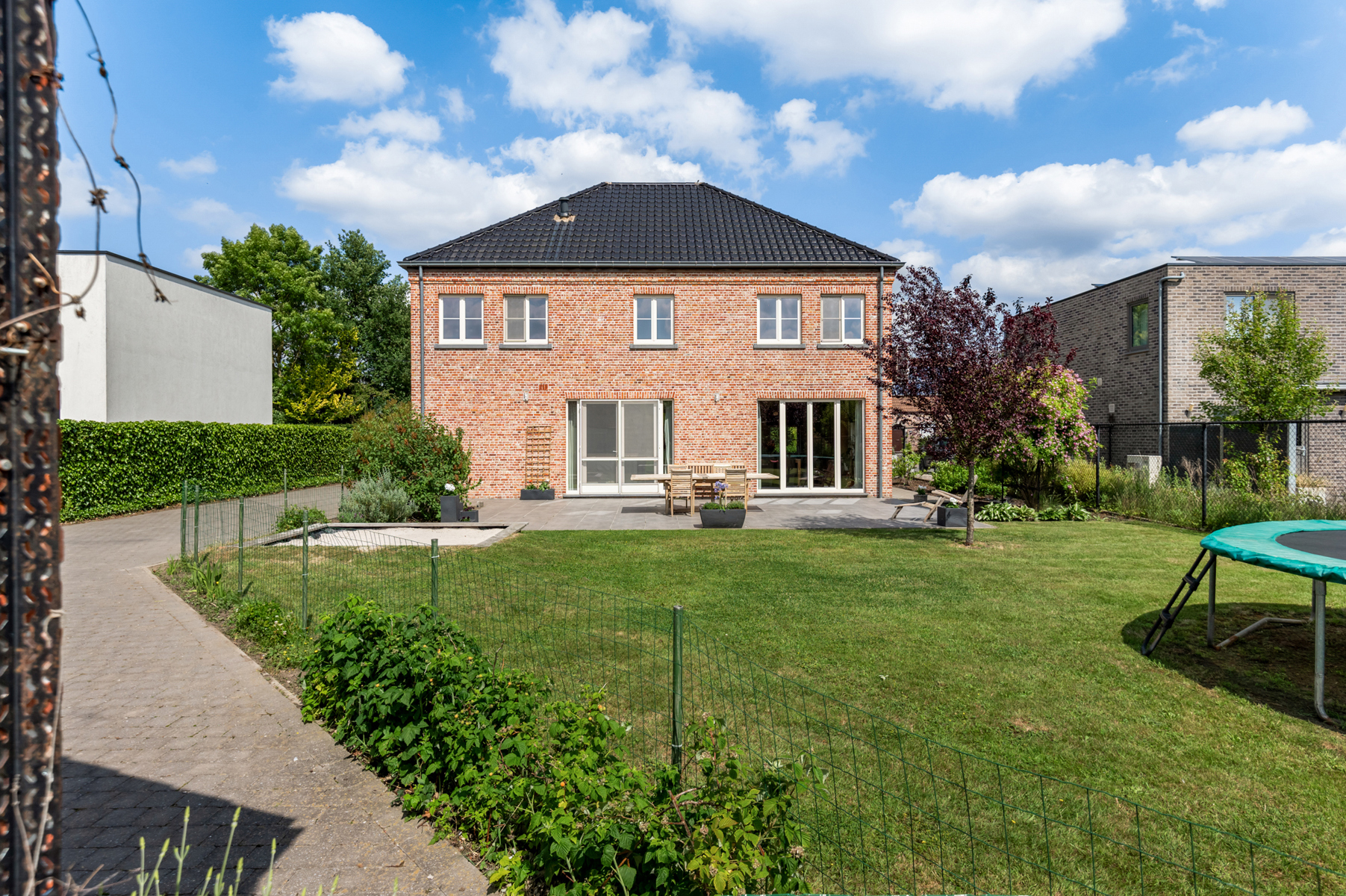 Recente villa met charme op ruime kavel - foto 1
