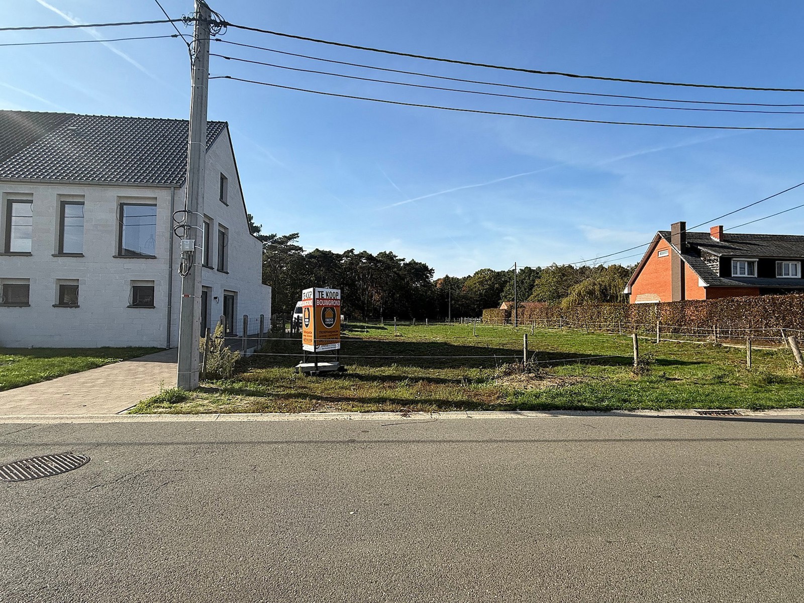Rustig gelegen perceel bouwgrond voor halfopen bebouwing. - foto 4