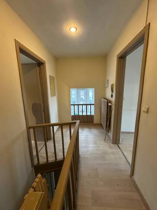 Ontdek dit te renoveren appartement met mogelijkheid tot aankoop garage in gebouw.- Nabij zee en centrum- Mogelijkheid tot aankoop garage in gebouw...