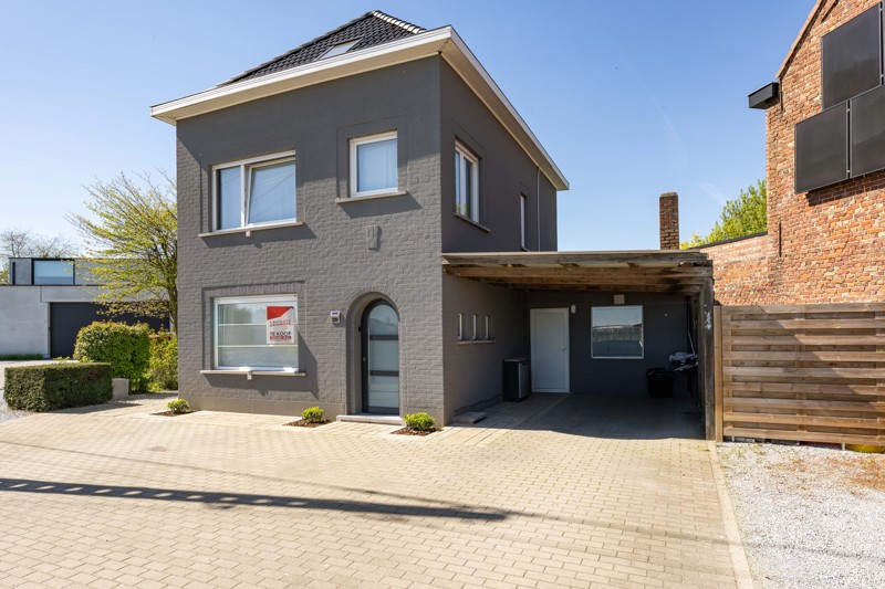 🏡 Charmante gezinswoning met zonnige tuin en polyvalent bijgebouw in Sint-Eloois-Vijve 🌿 - foto 1