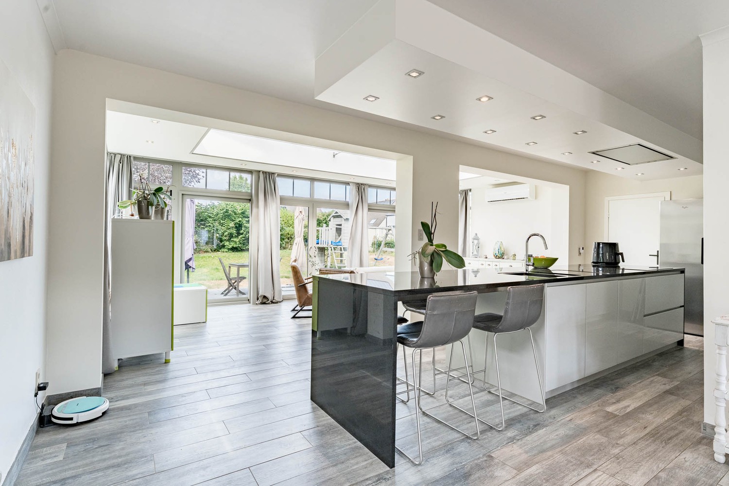 Gerenoveerde woning met 3 slaapkamers, een garage en een west georiënteerde tuin in een autoluwe woonwijk te Bierbeek! - foto 4
