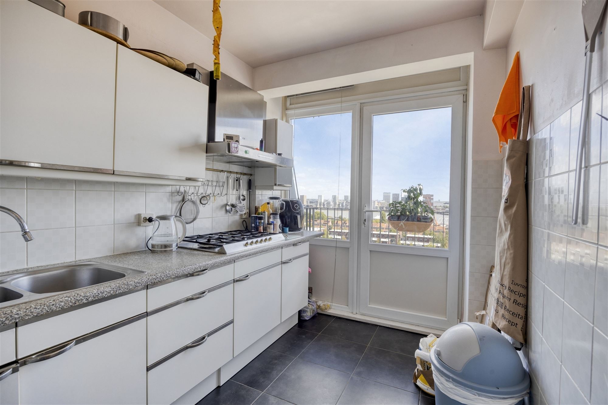 Verhuurd appartement met drie slpk en terras met prachtig uitzicht - foto 5