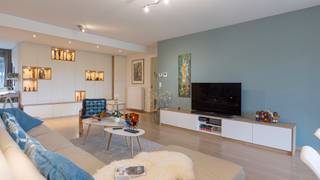 Prachtig modern appartement met 2 slaapkamers, een bureau en een ondergrondse parking met laadpaal in Schepdaal.Ontdek dit aangename appartement,...