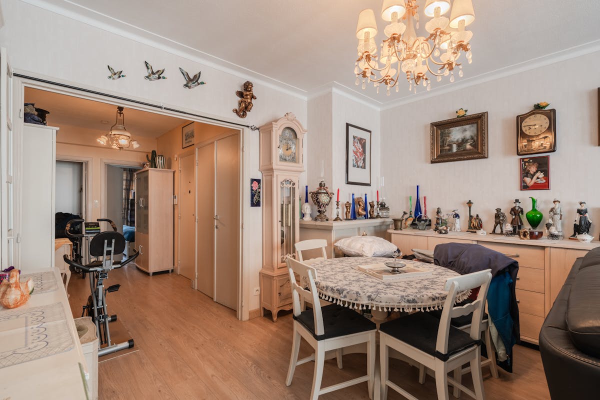 Centraal 2-slaapkamer appartement vlakbij zee te Oostende - foto 3