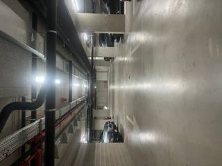 <p>Parkeerplaats te koop in de ondergrondse parkeergarage van de residentie Canal Wharf, gelegen op niveau -1. Ideaal als eigen parkeerplaats of als investering.</p>
