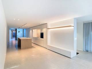 Cet appartement du rez-de-chaussée entièrement rénové est situé en face de la Casselstraat, dans le centre de Poperinge. Dans les environs, toutes...