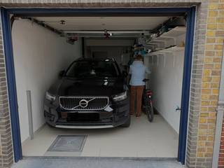 Ruime gezinswoning met 3 slaapkamers en 2 badkamers met zuid gerichte tuinBent u op zoek naar een instapklare, ruime woning met veel lichtinval en...