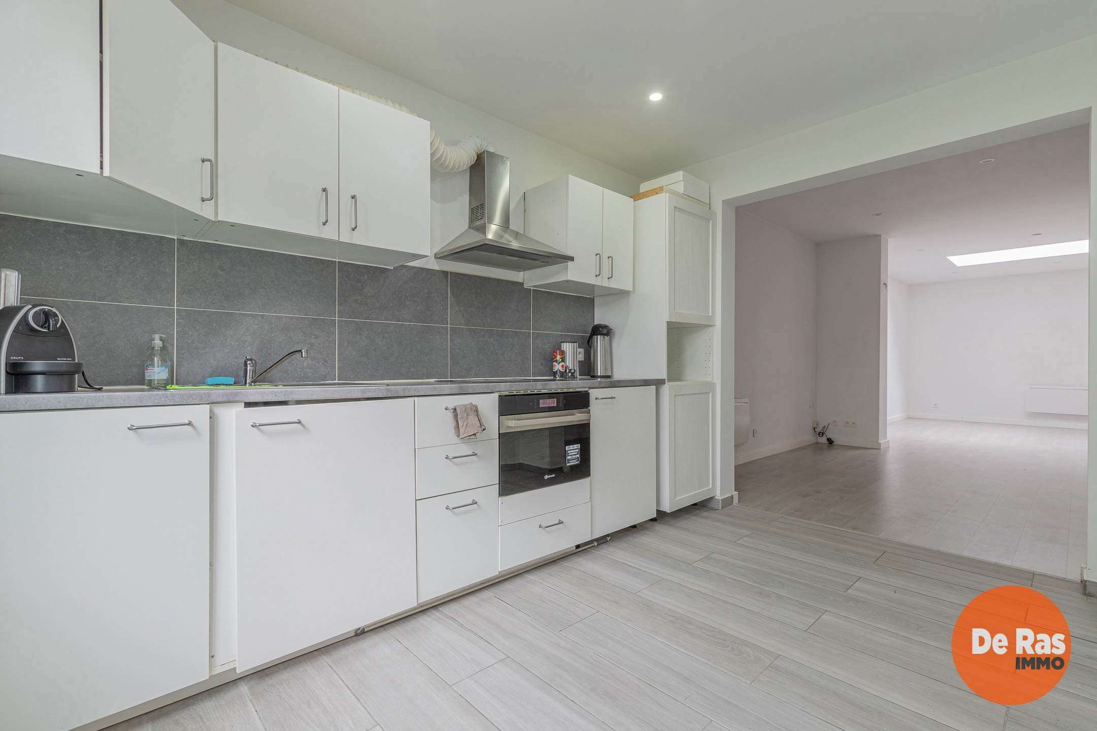 GRIMBERGEN-Gerenoveerde woning zonder tuin/koer aan de vaart - foto 4