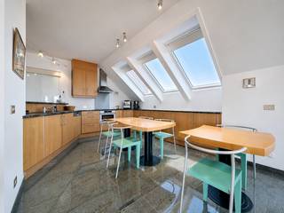 Cette petite résidence est située dans un endroit calme et unique, à proximité de la plage de Saint-André à Ostdunkerque. Cet appartement...