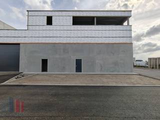 Unité PME nouvellement construite comprenant 164 m² d'espace de stockage en combinaison avec 164 m² de bureaux et 6 places de parking privées à...