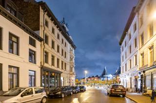 Handelspand op bruisende Bolivarplaats met stabiele huurinkomstenDit restaurant, gelegen op de populaire Bolivarplaats, biedt een unieke kans voor...