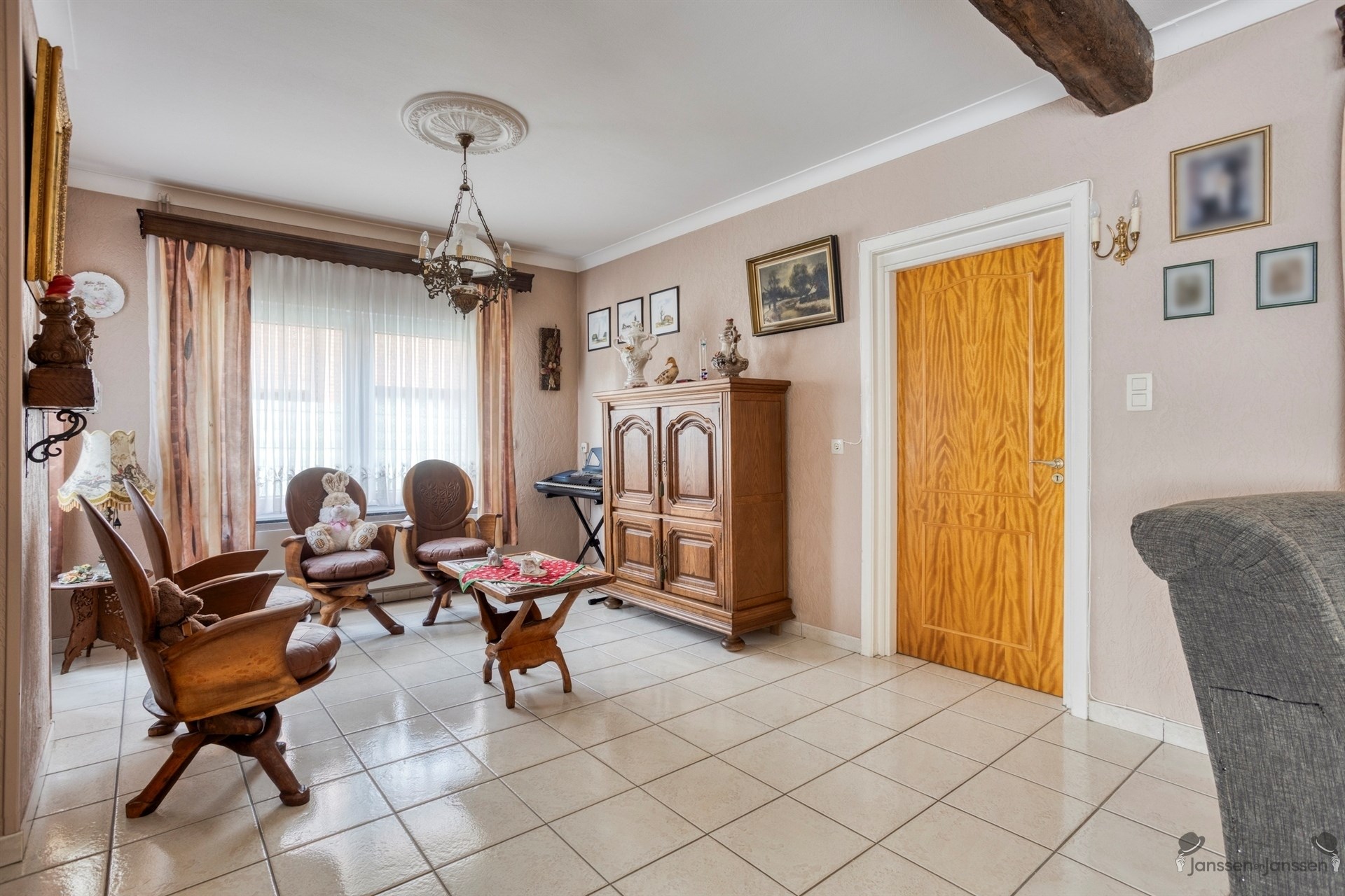 House - photo 5