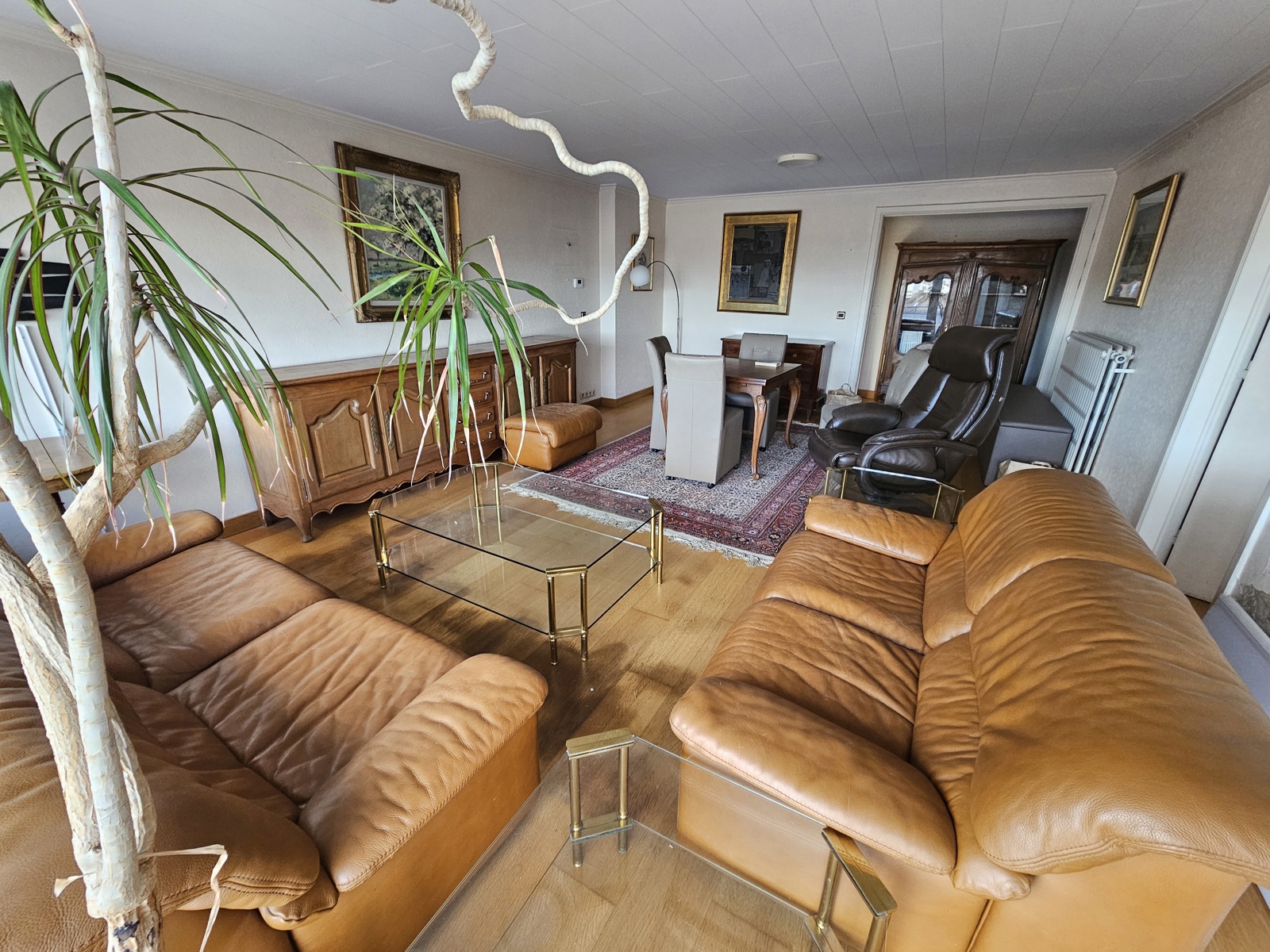 Centraal gelegen appartement met autostandplaats! - foto 1