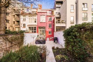 Op amper 200 meter van het iconische Berlaymont gebouw, in het hart van de gegeerde Europese wijk, bevindt zich dit uitzonderlijke en...