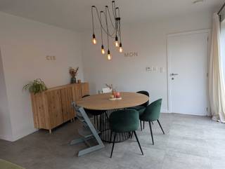 Open bebouwing in nieuwstaat op toplocatie4slpk 180m²Deze energiezuinige (E18) nieuwbouwwoning (2019) met 16 zonnepanelen is fantastisch gelegen op...