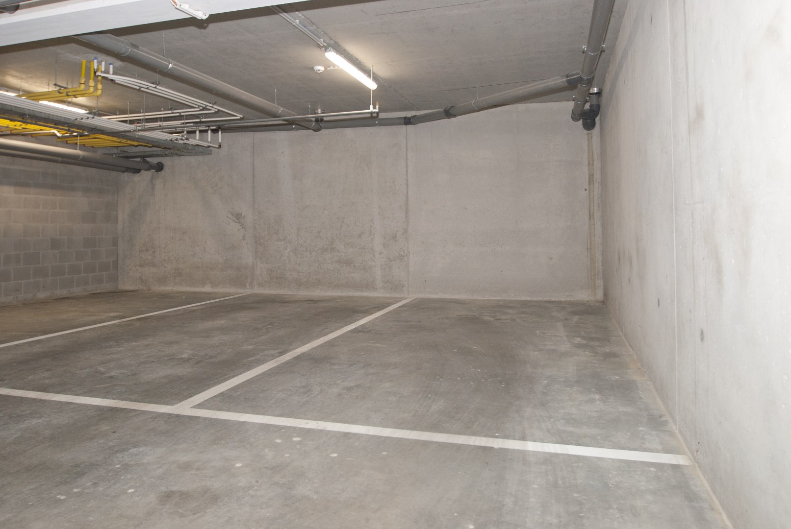 Garage for rent in Nijlen - photo 4