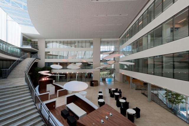 Stijlvolle kantoorruimte van 333 m² nabij de R0 te Anderlecht - photo 3