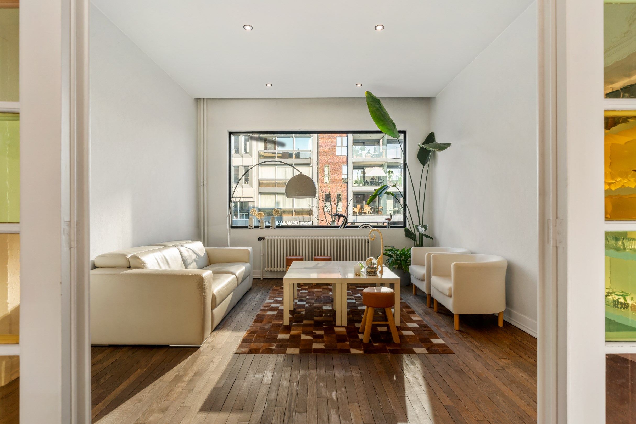 Karaktervol en uniek herenhuis van +- 352m2 in Hasselt centrum. - foto 3