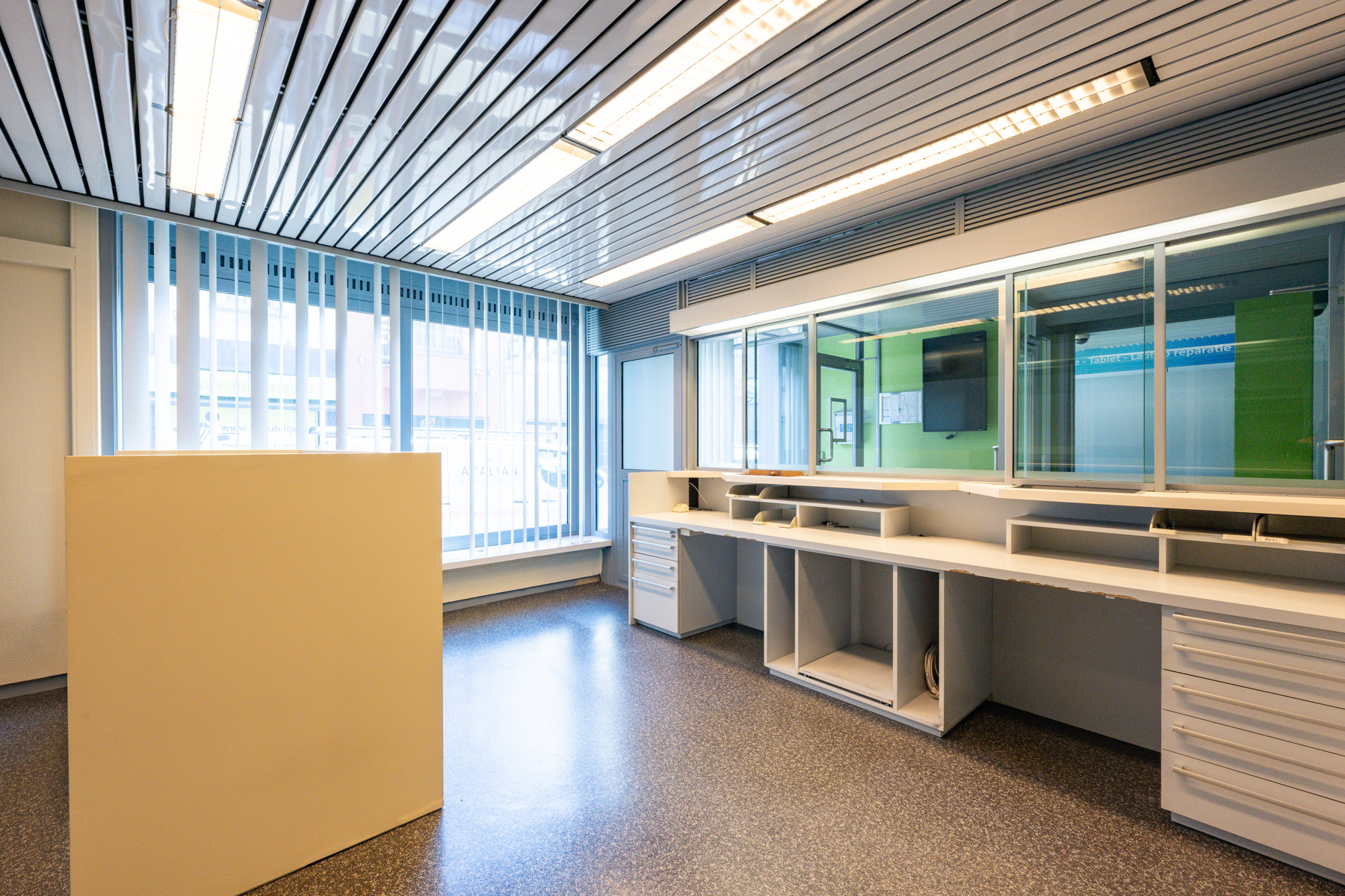 Commercial for sale in Kontich - photo 4