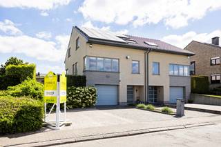 Instapklare bel-etage in landelijke omgeving met 3 SLP en gezellige tuinBent u op zoek naar een instapklare woning in een rustige, landelijke...