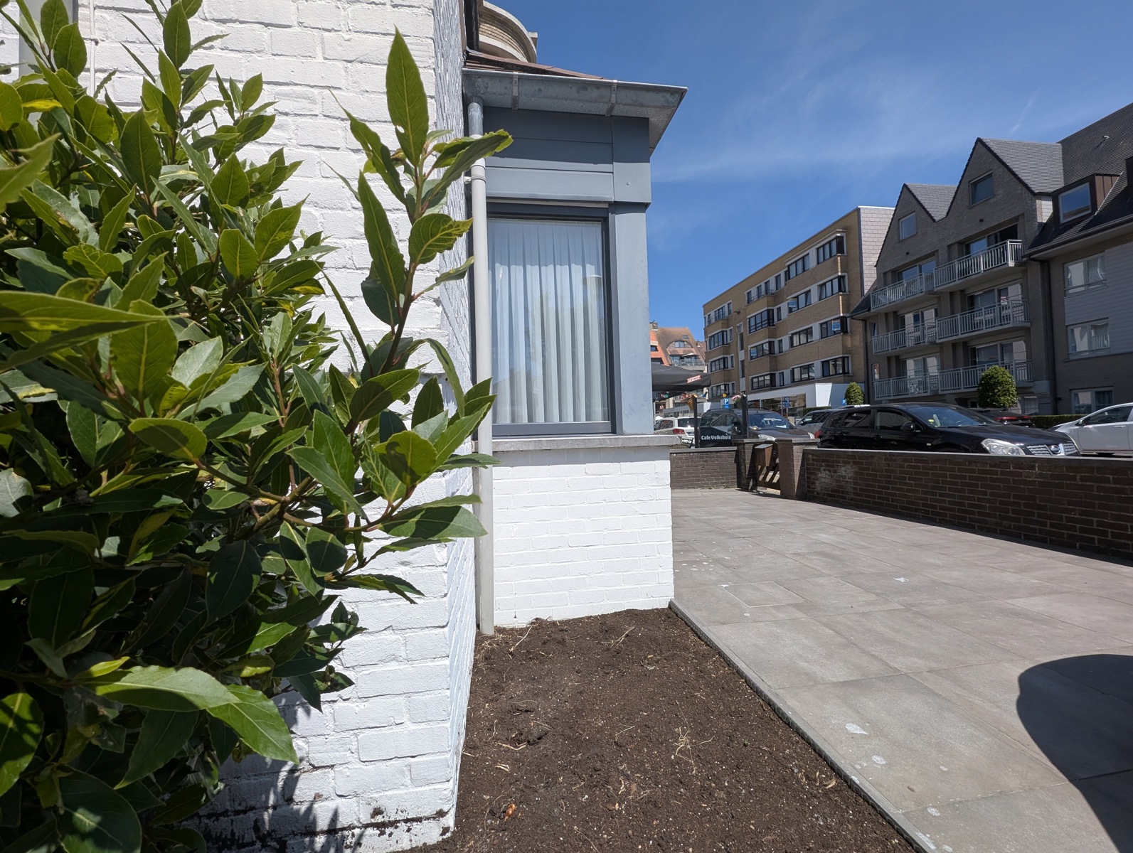 Instapklare parel in Koksijde-Bad met garage, nieuwe keuken en 4 slaapkamers! - foto 2
