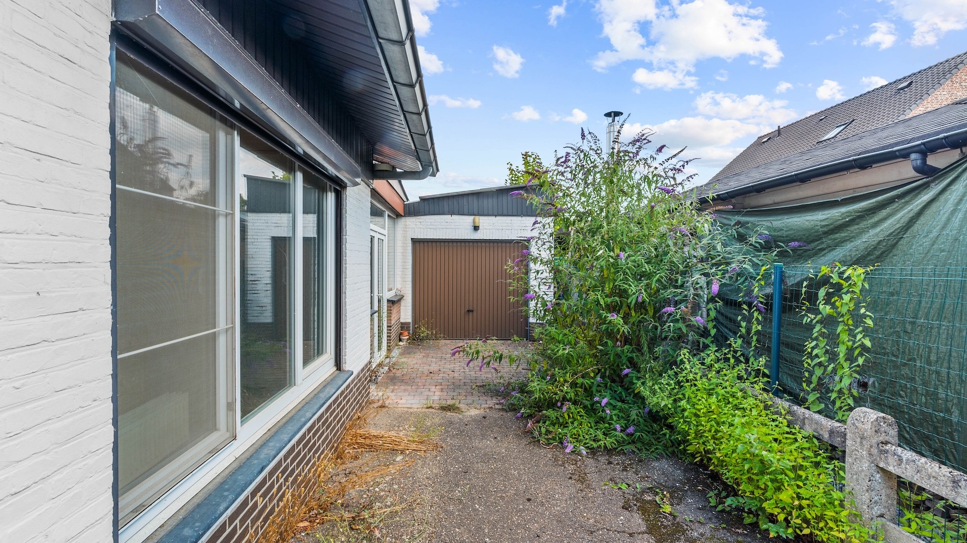 Te renoveren woning (O.B.) met 3 slaapkamers op 6a 48ca - photo 4