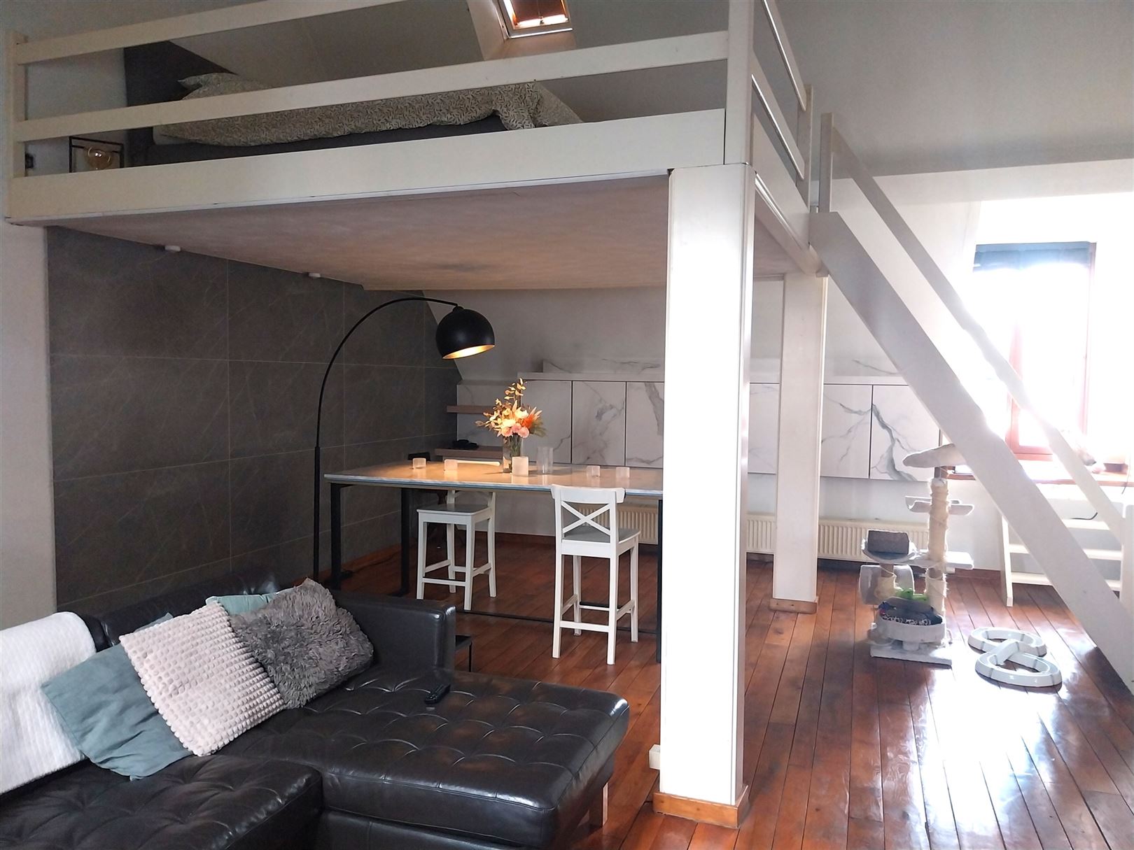 TE HUUR: Loft met mezzanine te Heusden-Zolder! - foto 3