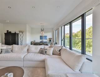 Op de prestigieuze Amerikalei, op wandelafstand van alles wat ’t Zuid te bieden heeft — van trendy winkels en bruisende restaurants tot cultuur...