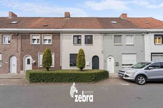 Deze instapklare woning werd volledig gerenoveerd en aangepast aan de hedendaagse normen en comforteisen. Het eigendom bevindt zich vlak bij...