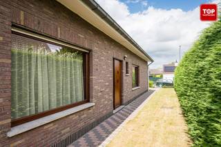 Welkom in deze charmante, alleenstaande villa gelegen op een perceel van maar liefst 610 m², in het rustige Lovendegem. Deze woning biedt de...