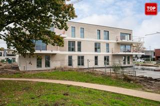 7 nieuwbouwappartementen.Het appartement beschikt over twee volwaardige slaapkamers, een badkamer met ligbad en douche, een ruime en lichtrijke...
