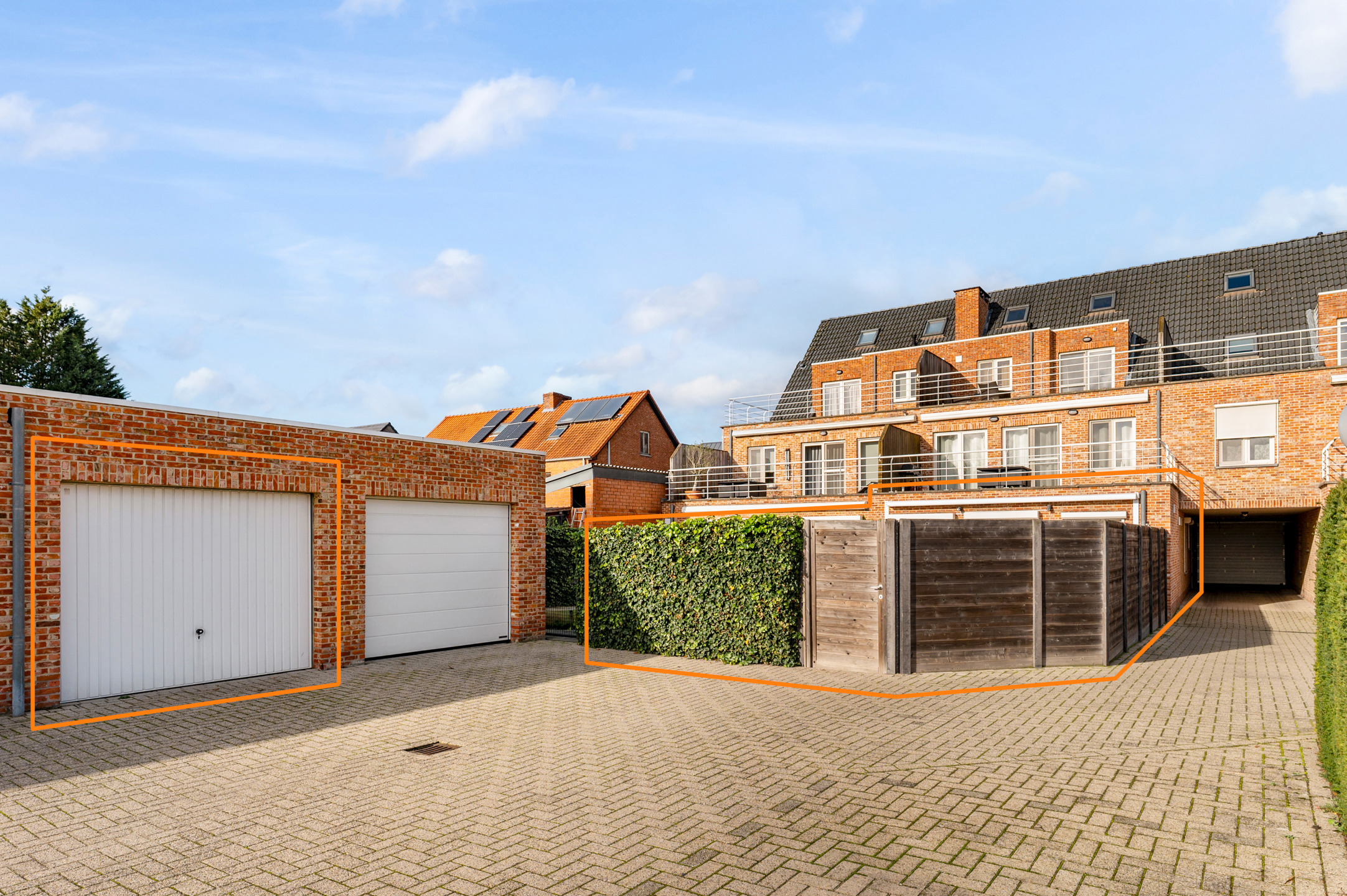 Ruim gelijkvloers appartement met eigen tuin + garage - foto 5