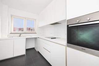 Op een boogscheut van Westland Shopping, in een rustige en groene wijk, ontdekt u dit mooie recente appartement van ± 97 m², ideaal gelegen...