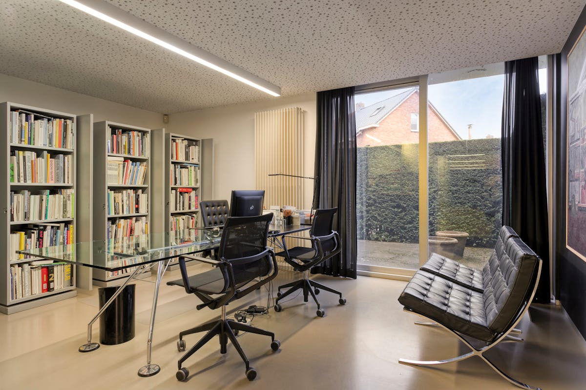 Veelzijdig kantoor te koop in Sint-Michiels (380 m²)  - foto 4