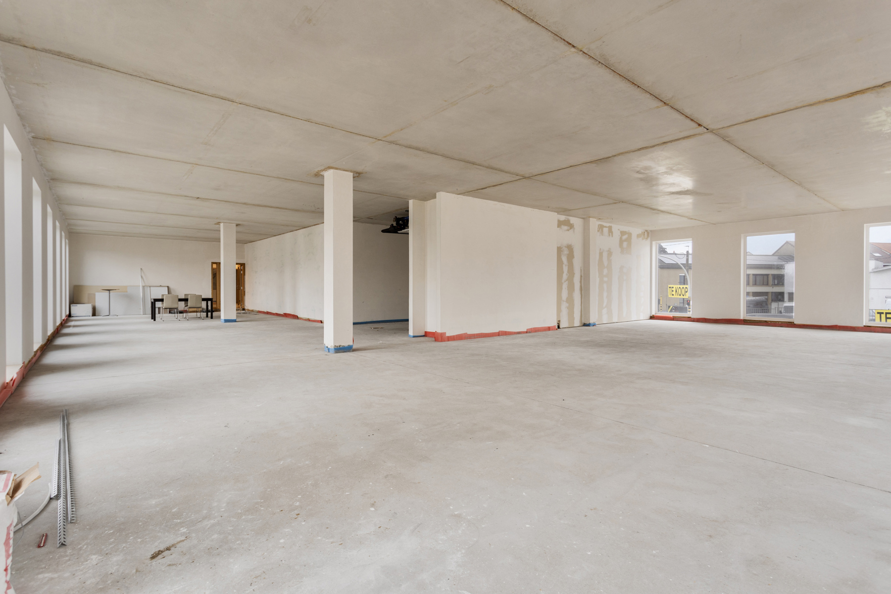 Commercial à vendre à Sint-Pieters-Leeuw - photo 3