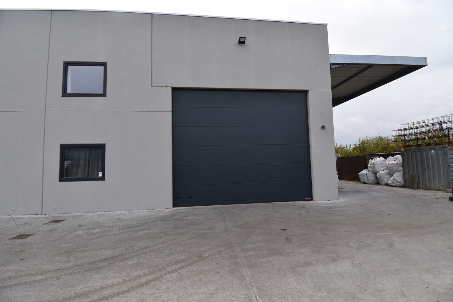 Opslagplaats te Ruiselede. - foto 1