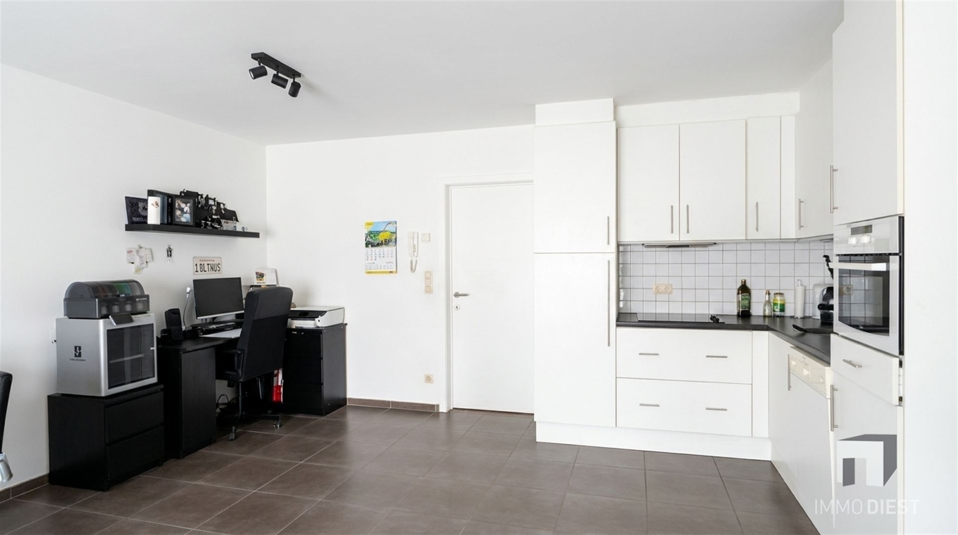 Gelijkvloers appartement met 2 slaapkamers en terras - foto 4