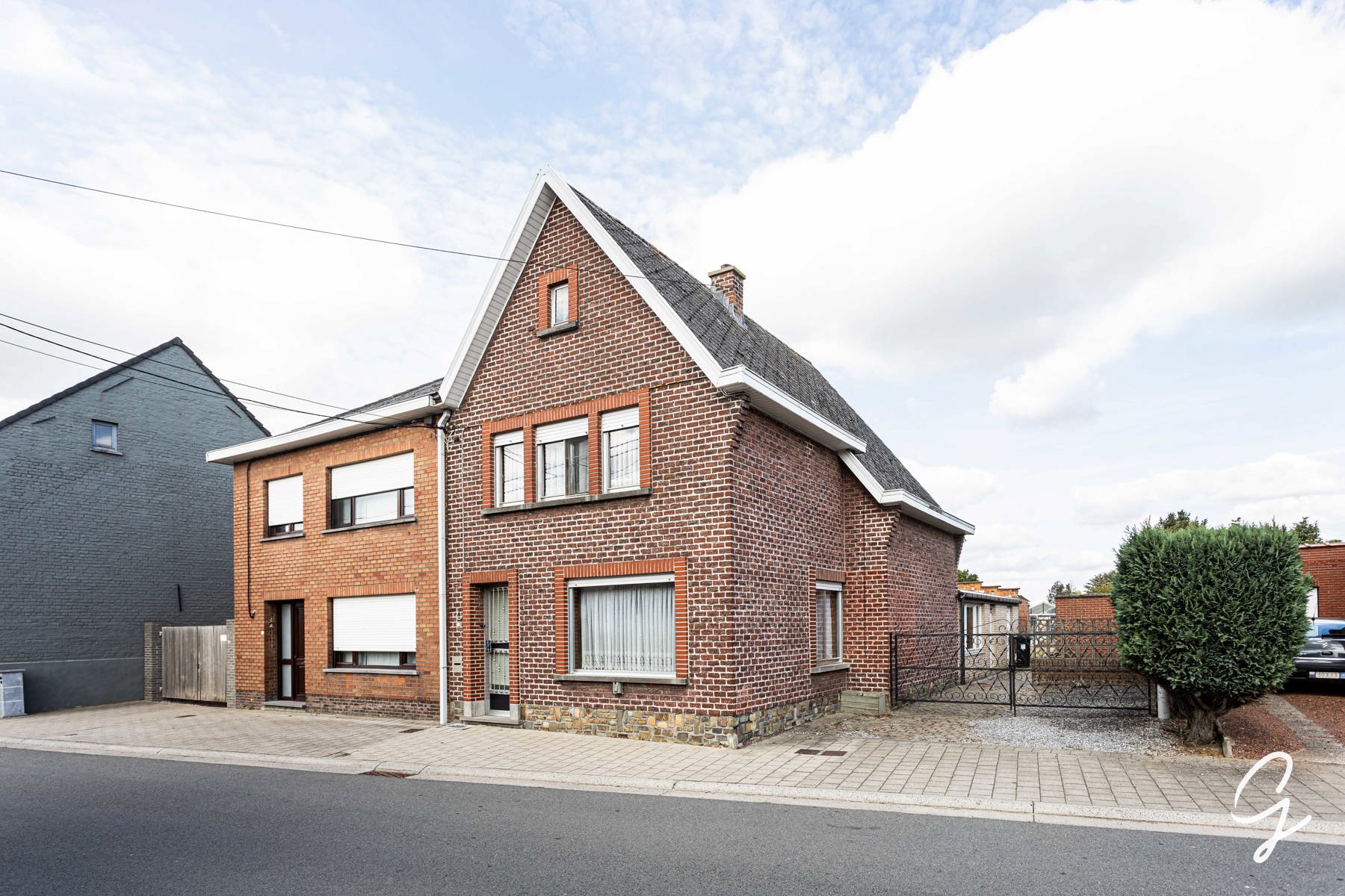 Solide te renoveren woning te koop in Lede. - foto 1