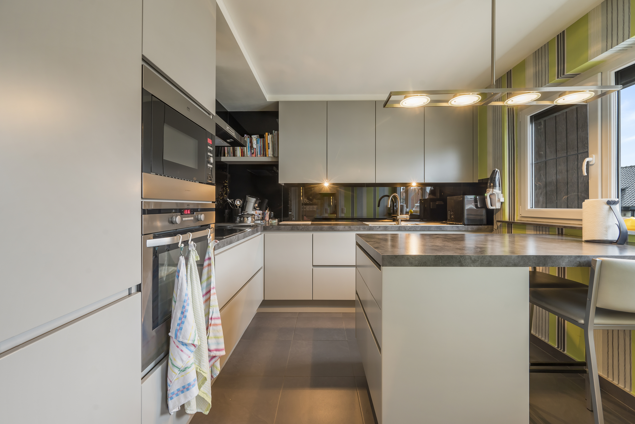 Ruim appartement met 3 slaapkamers en groot terras in Temse - foto 5